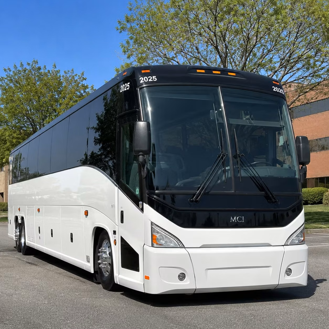 airport shuttle transportation between overland park and kansas city international airport
