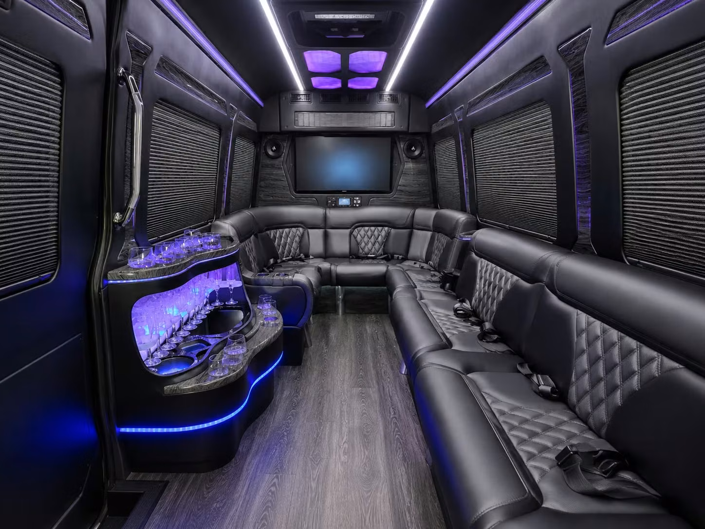 long distance transportation for overland park corporate groups and convention travel