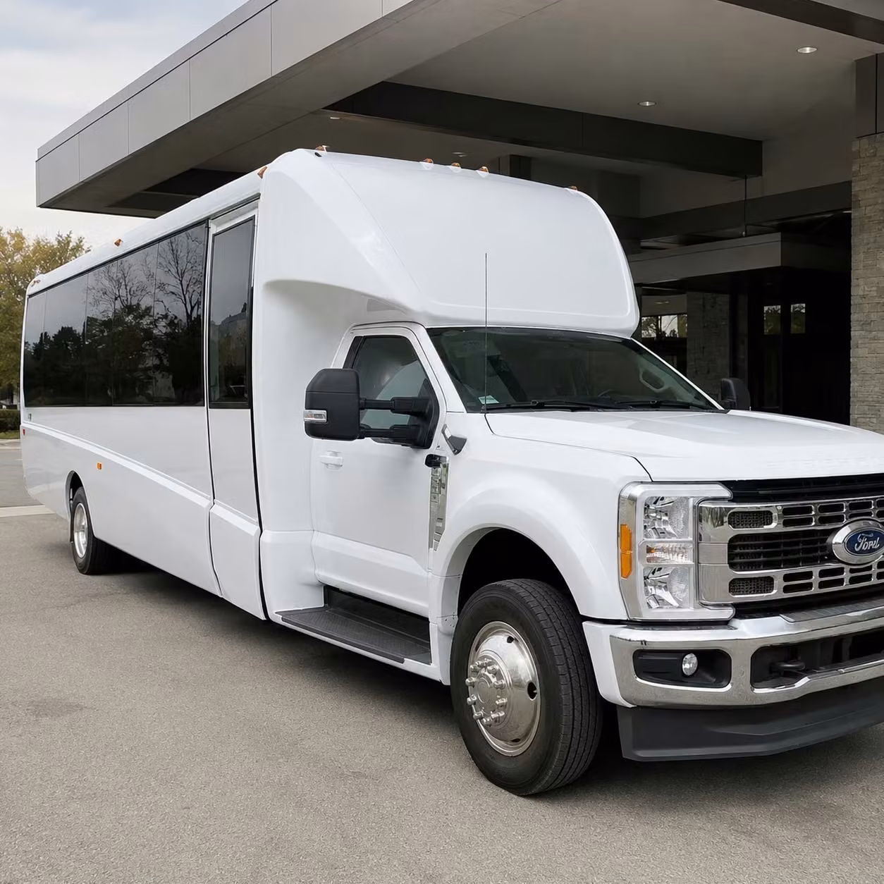 minibus rentals for shows at starlight theatre in kansas city